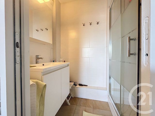 Afficher la photo en grand Appartement F1 à vendre - 1 pièce - 33,07 m2 - Boulogne Billancourt - 92 - ILE-DE-FRANCE