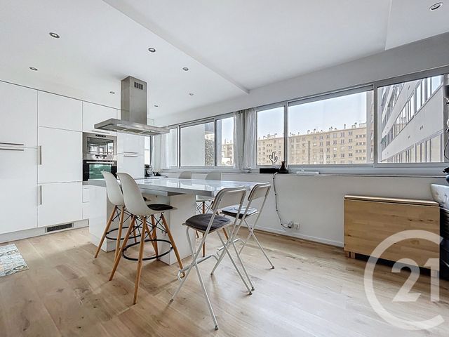 Afficher la photo en grand Appartement F3 à vendre - 3 pièces - 77,53 m2 - Boulogne Billancourt - 92 - ILE-DE-FRANCE