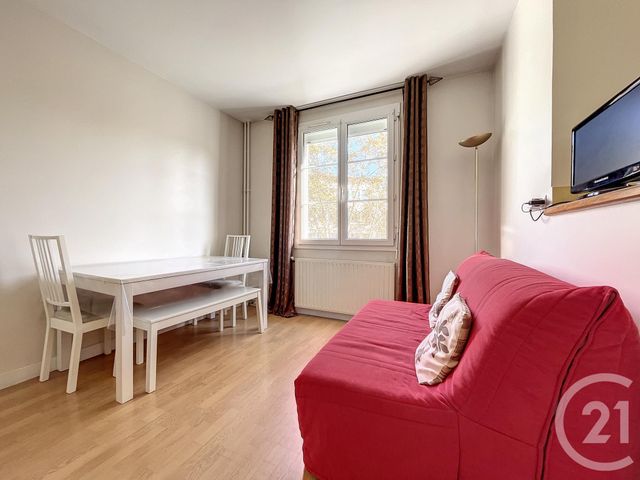 Appartement F2 à louer - 2 pièces - 31,59 m2 - Boulogne Billancourt - 92 - ILE-DE-FRANCE