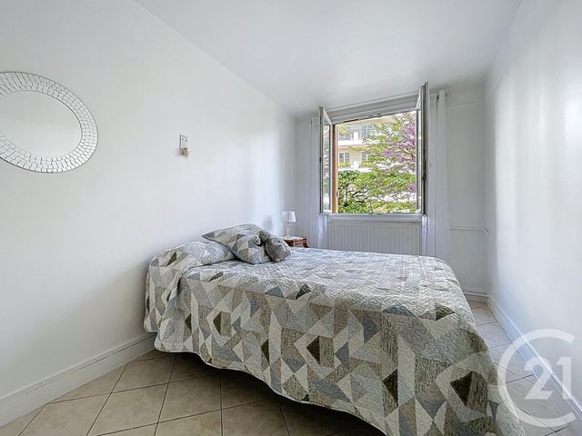 Afficher la photo en grand Appartement F3 à vendre - 3 pièces - 65,30 m2 - Issy Les Moulineaux - 92 - ILE-DE-FRANCE