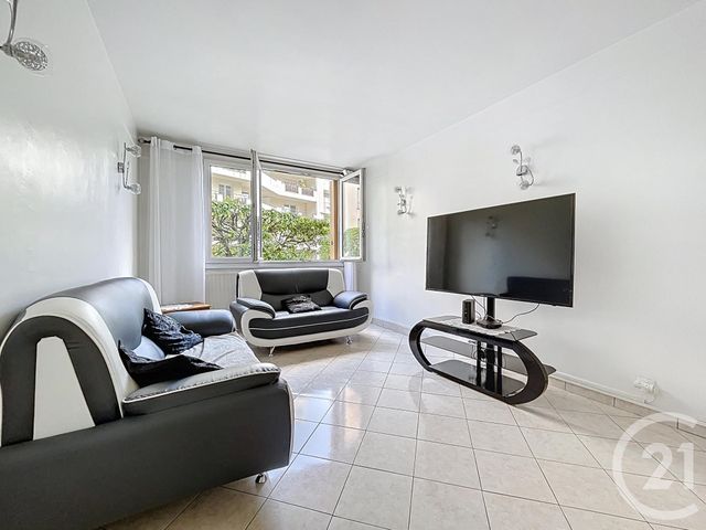 Afficher la photo en grand Appartement F3 à vendre - 3 pièces - 65,30 m2 - Issy Les Moulineaux - 92 - ILE-DE-FRANCE