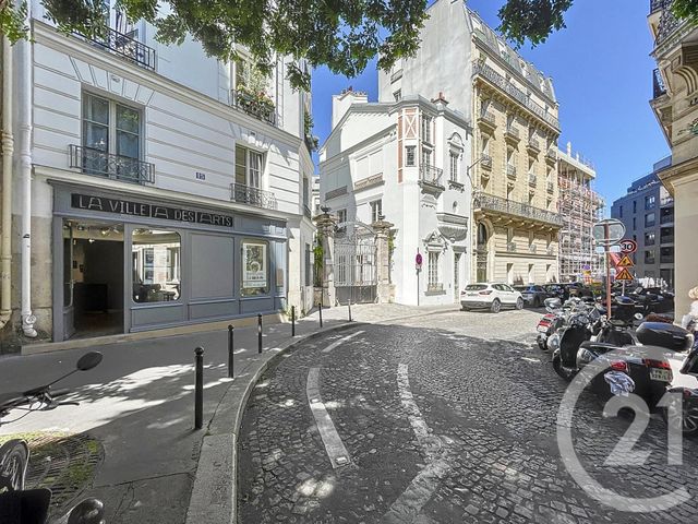 Appartement F2 à vendre - 2 pièces - 50,30 m2 - Paris - 75018 - ILE-DE-FRANCE