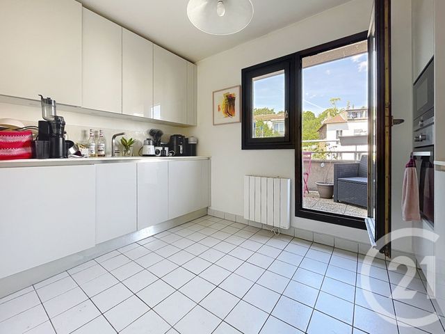 Appartement F6 &agrave; vendre - 6 pi&egrave;ces - 116,08 m2 - Suresnes - 92 - ILE-DE-FRANCE