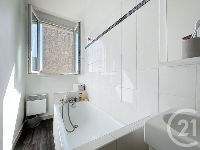 Afficher la photo en grand Appartement F2 à vendre - 2 pièces - 40,51 m2 - Boulogne Billancourt - 92 - ILE-DE-FRANCE