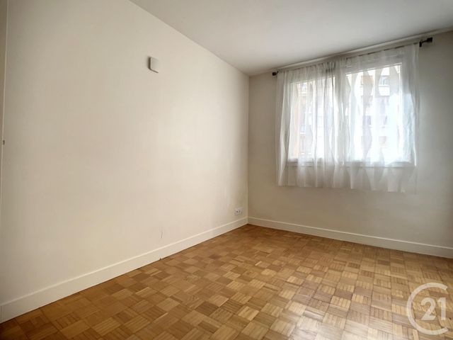 Appartement F4 à louer - 4 pièces - 81,61 m2 - Paris - 75015 - ILE-DE-FRANCE