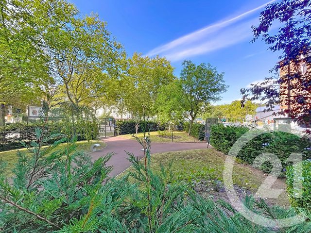 Afficher la photo en grand Appartement F3 à vendre - 3 pièces - 60 m2 - Boulogne Billancourt - 92 - ILE-DE-FRANCE