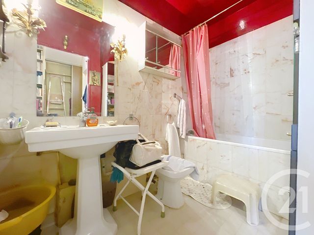 Afficher la photo en grand Appartement F3 à vendre - 3 pièces - 60 m2 - Boulogne Billancourt - 92 - ILE-DE-FRANCE