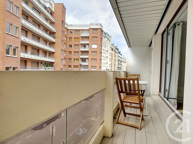 Afficher la photo en grand Appartement Studio à louer - 1 pièce - 26,79 m2 - Boulogne Billancourt - 92 - ILE-DE-FRANCE