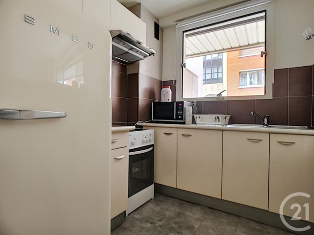 Afficher la photo en grand Appartement Studio à louer - 1 pièce - 26,79 m2 - Boulogne Billancourt - 92 - ILE-DE-FRANCE