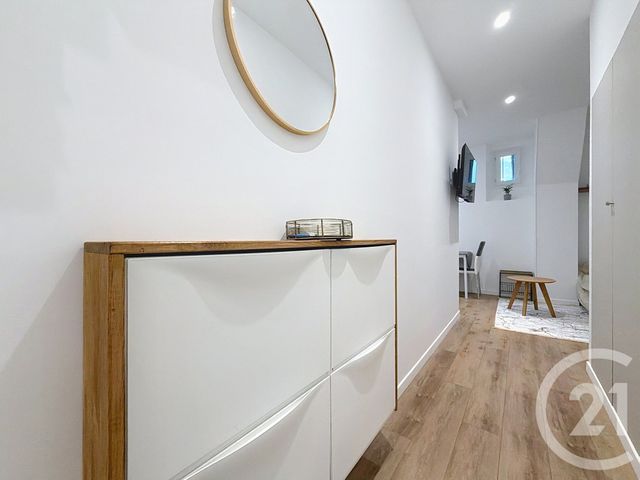 Appartement Studio à louer - 1 pièce - 27,50 m2 - Boulogne Billancourt - 92 - ILE-DE-FRANCE