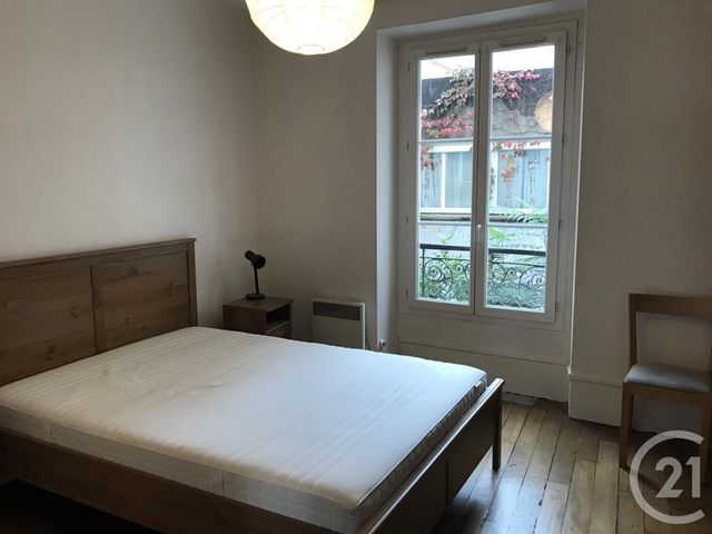 Appartement T2 à louer - 2 pièces - 42,81 m2 - Montrouge - 92 - ILE-DE-FRANCE