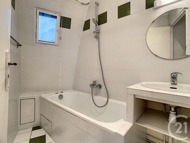 Appartement Duplex à louer - 3 pièces - 79,63 m2 - Paris - 75015 - ILE-DE-FRANCE