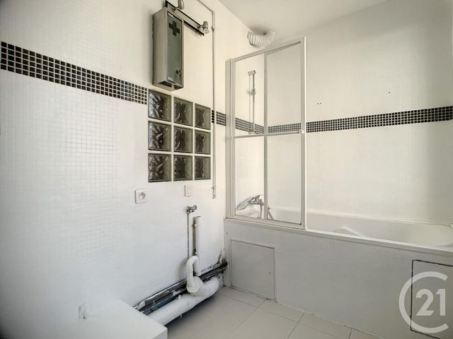 Appartement T2 &agrave; louer - 2 pi&egrave;ces - 42,42 m2 - Paris - 75015 - ILE-DE-FRANCE