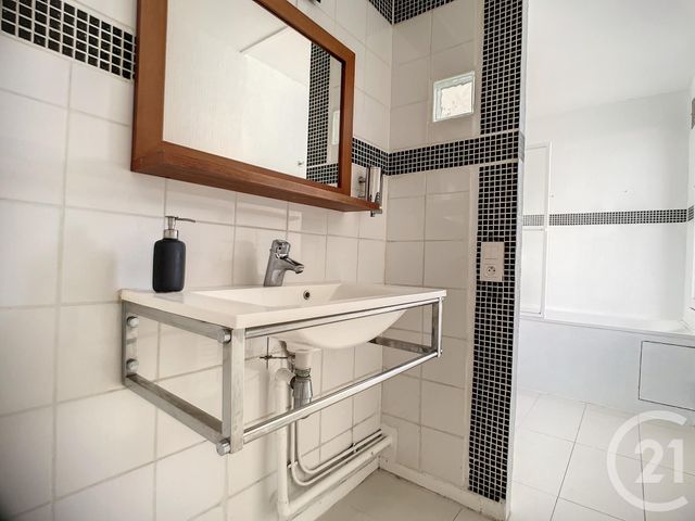 Appartement T2 &agrave; louer - 2 pi&egrave;ces - 42,42 m2 - Paris - 75015 - ILE-DE-FRANCE