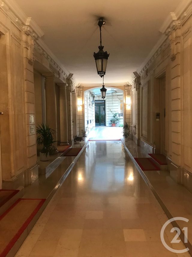 Appartement Studette &agrave; louer - 1 pi&egrave;ce - 15,50 m2 - Paris - 75008 - ILE-DE-FRANCE