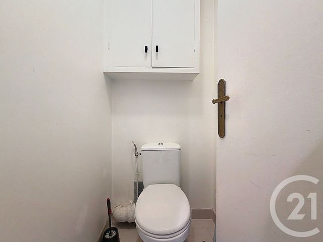 Appartement Studio &agrave; louer - 1 pi&egrave;ce - 25,32 m2 - Neuilly Sur Seine - 92 - ILE-DE-FRANCE
