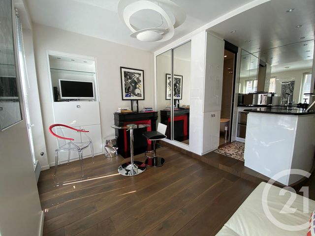 Appartement Studio &agrave; louer - 1 pi&egrave;ce - 19,75 m2 - Paris - 75018 - ILE-DE-FRANCE
