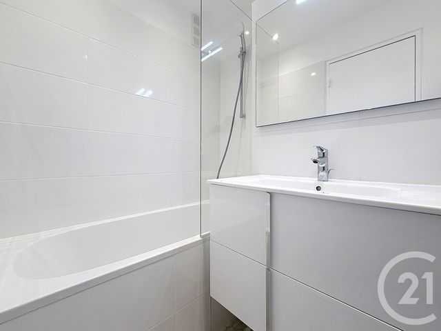 Appartement T2 &agrave; louer - 2 pi&egrave;ces - 49,78 m2 - Paris - 75015 - ILE-DE-FRANCE