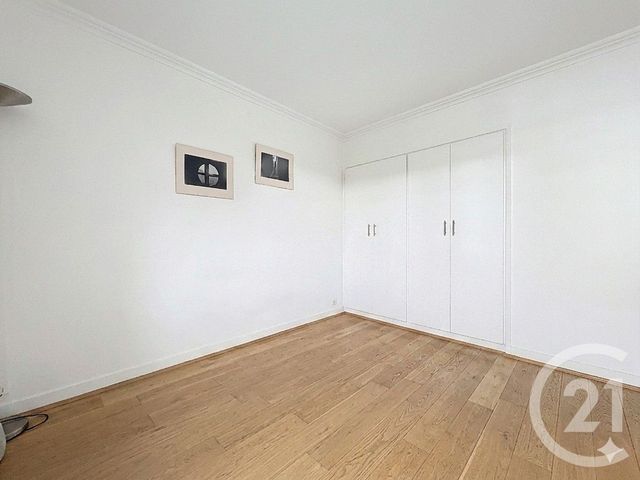Appartement T3 &agrave; louer - 3 pi&egrave;ces - 65,73 m2 - Neuilly Sur Seine - 92 - ILE-DE-FRANCE