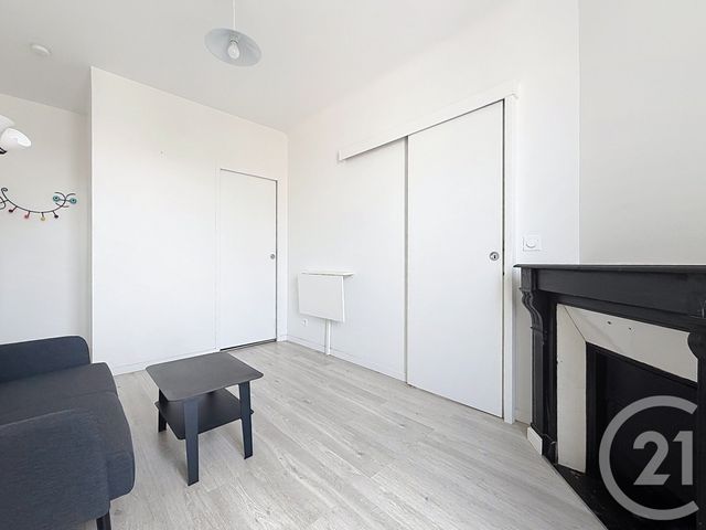 Appartement T2 &agrave; louer - 2 pi&egrave;ces - 25,85 m2 - Issy Les Moulineaux - 92 - ILE-DE-FRANCE