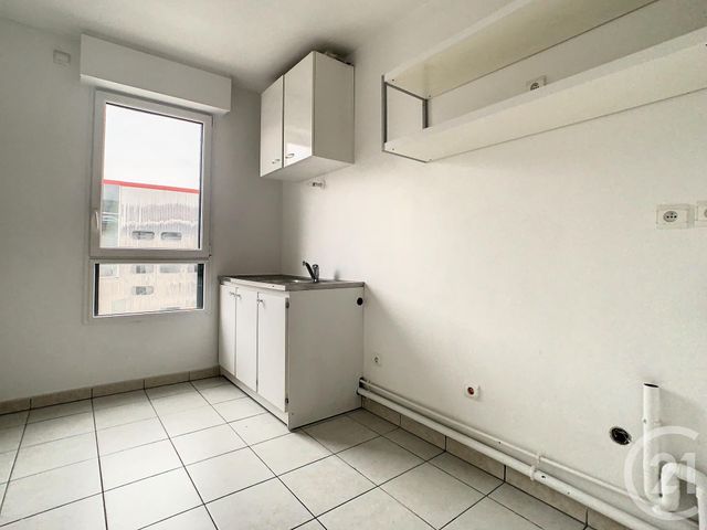 Appartement T2 &agrave; louer - 2 pi&egrave;ces - 46,07 m2 - Issy Les Moulineaux - 92 - ILE-DE-FRANCE