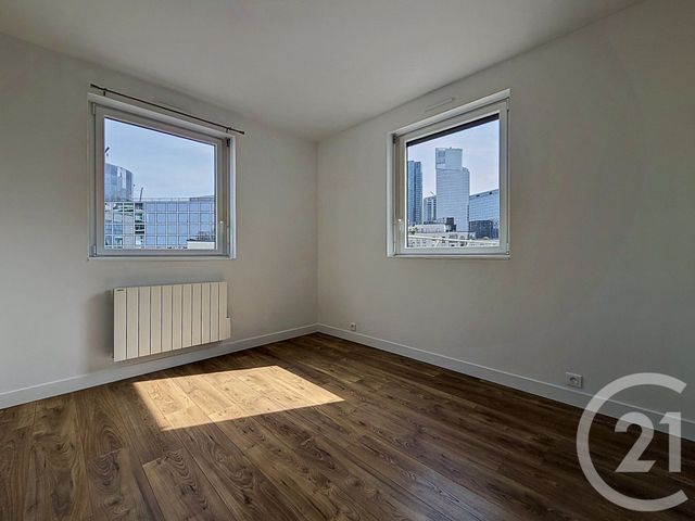 Appartement T3 &agrave; louer - 3 pi&egrave;ces - 84,70 m2 - Courbevoie - 92 - ILE-DE-FRANCE
