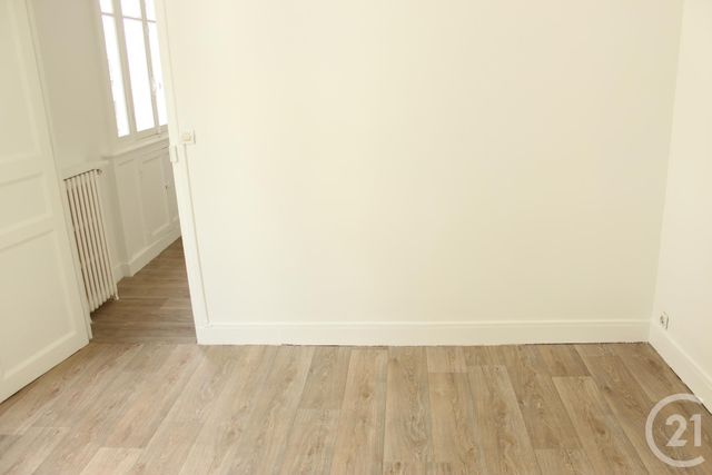 Appartement T2 &agrave; louer - 2 pi&egrave;ces - 28,39 m2 - Boulogne Billancourt - 92 - ILE-DE-FRANCE