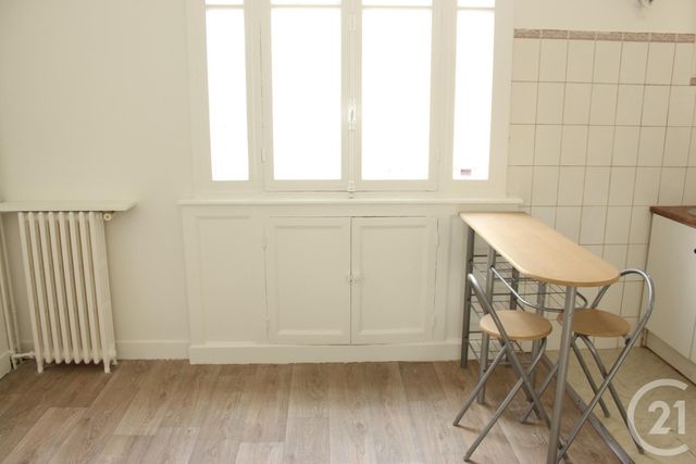 Appartement T2 &agrave; louer - 2 pi&egrave;ces - 28,39 m2 - Boulogne Billancourt - 92 - ILE-DE-FRANCE