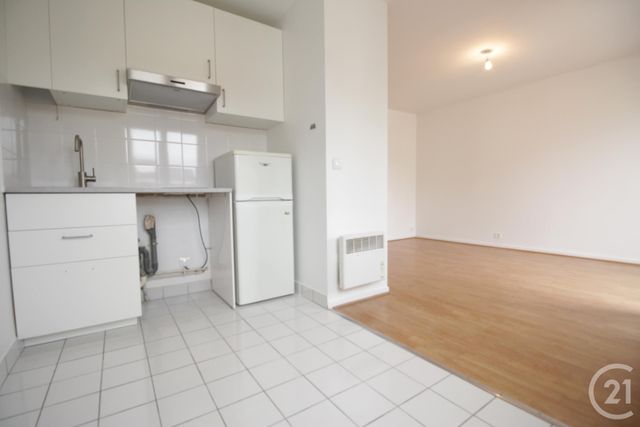 Appartement T1 &agrave; louer - 1 pi&egrave;ce - 25,69 m2 - Boulogne Billancourt - 92 - ILE-DE-FRANCE