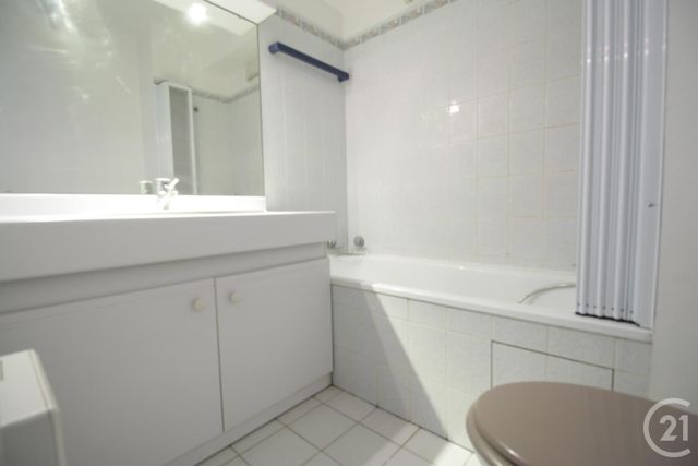 Appartement T1 &agrave; louer - 1 pi&egrave;ce - 25,69 m2 - Boulogne Billancourt - 92 - ILE-DE-FRANCE