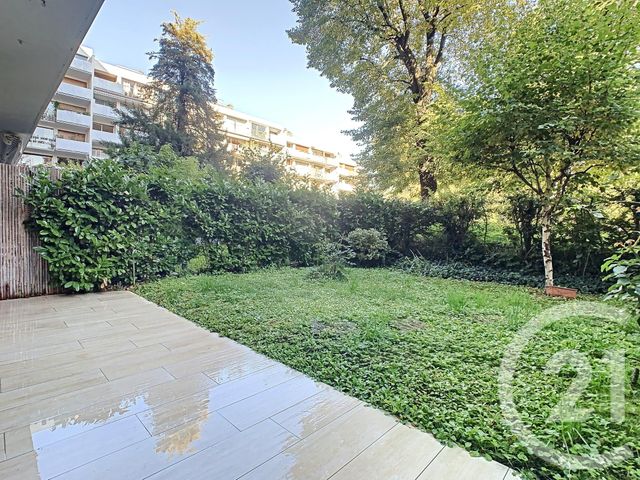 Appartement T2 &agrave; louer - 2 pi&egrave;ces - 43,94 m2 - St Cloud - 92 - ILE-DE-FRANCE