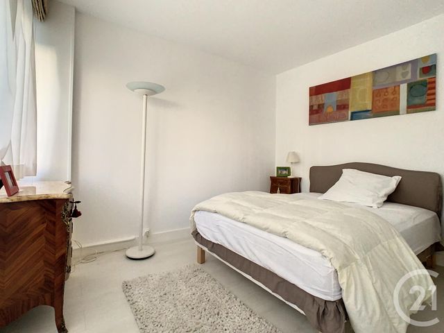 Appartement T2 &agrave; louer - 2 pi&egrave;ces - 43,94 m2 - St Cloud - 92 - ILE-DE-FRANCE