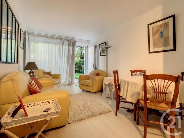 Appartement T2 &agrave; louer - 2 pi&egrave;ces - 43,94 m2 - St Cloud - 92 - ILE-DE-FRANCE