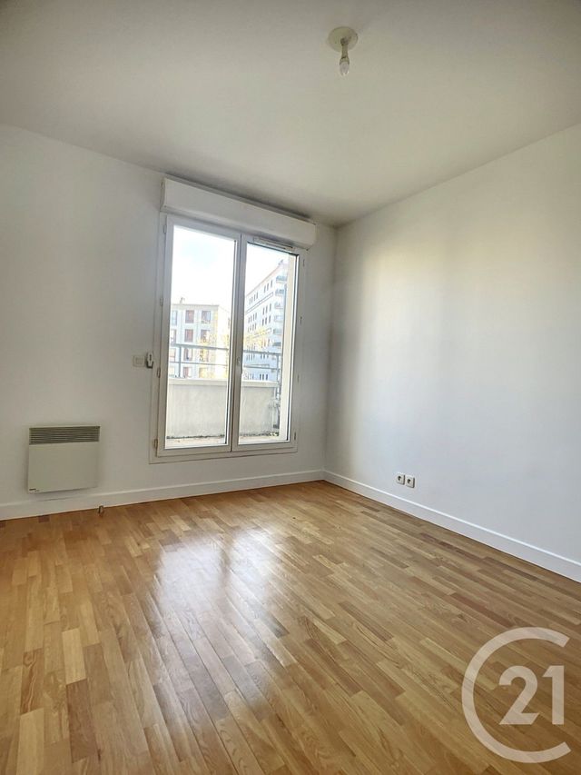 Appartement T2 &agrave; louer - 2 pi&egrave;ces - 43,21 m2 - Issy Les Moulineaux - 92 - ILE-DE-FRANCE