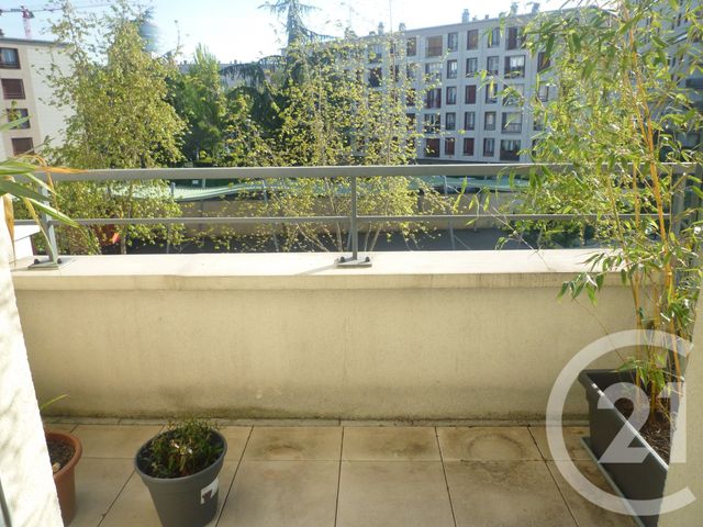 Appartement T2 &agrave; louer - 2 pi&egrave;ces - 43,21 m2 - Issy Les Moulineaux - 92 - ILE-DE-FRANCE