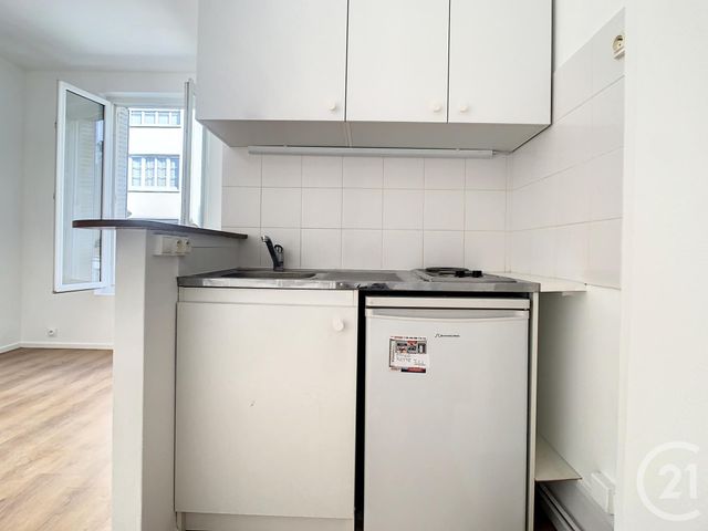 Appartement Studio &agrave; louer - 1 pi&egrave;ce - 15,90 m2 - Boulogne Billancourt - 92 - ILE-DE-FRANCE