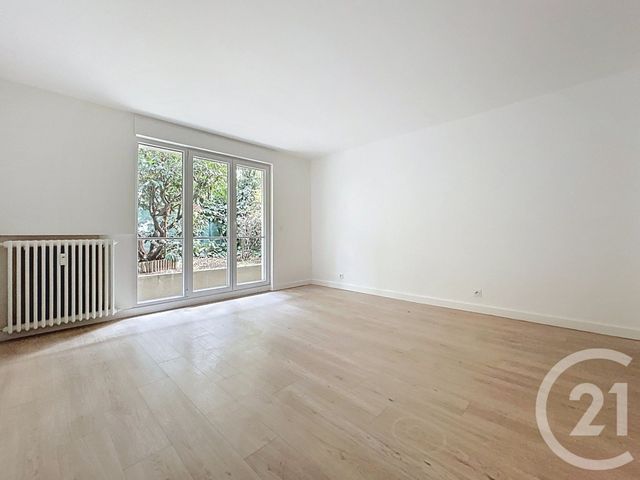 Appartement T2 &agrave; louer - 2 pi&egrave;ces - 49,16 m2 - Issy Les Moulineaux - 92 - ILE-DE-FRANCE