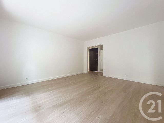 Appartement T2 &agrave; louer - 2 pi&egrave;ces - 49,16 m2 - Issy Les Moulineaux - 92 - ILE-DE-FRANCE